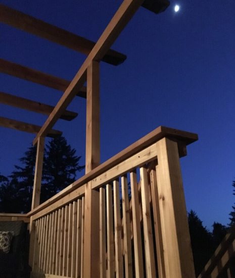 Deck railing with built in pergola